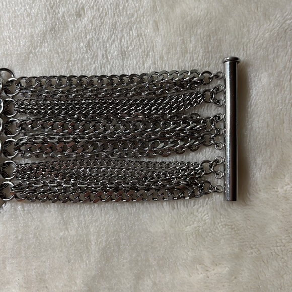 NWOT Multi chain bracelet - Picture 5 of 9